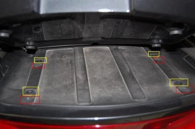 asiento_08.JPG (24.27 KiB) Visto 32488 veces Ahora, una vez sueltos los tornillos ,se levanta y .....ya esta fuera